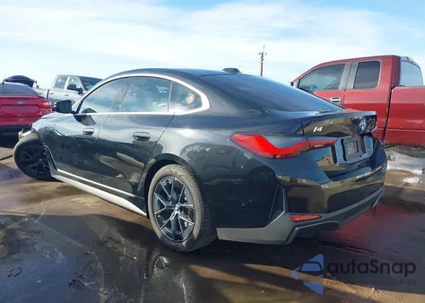 2023 BMW I4 Edrive40 z USA, uszkodzony, nr VIN WBY73AW05PFR43302